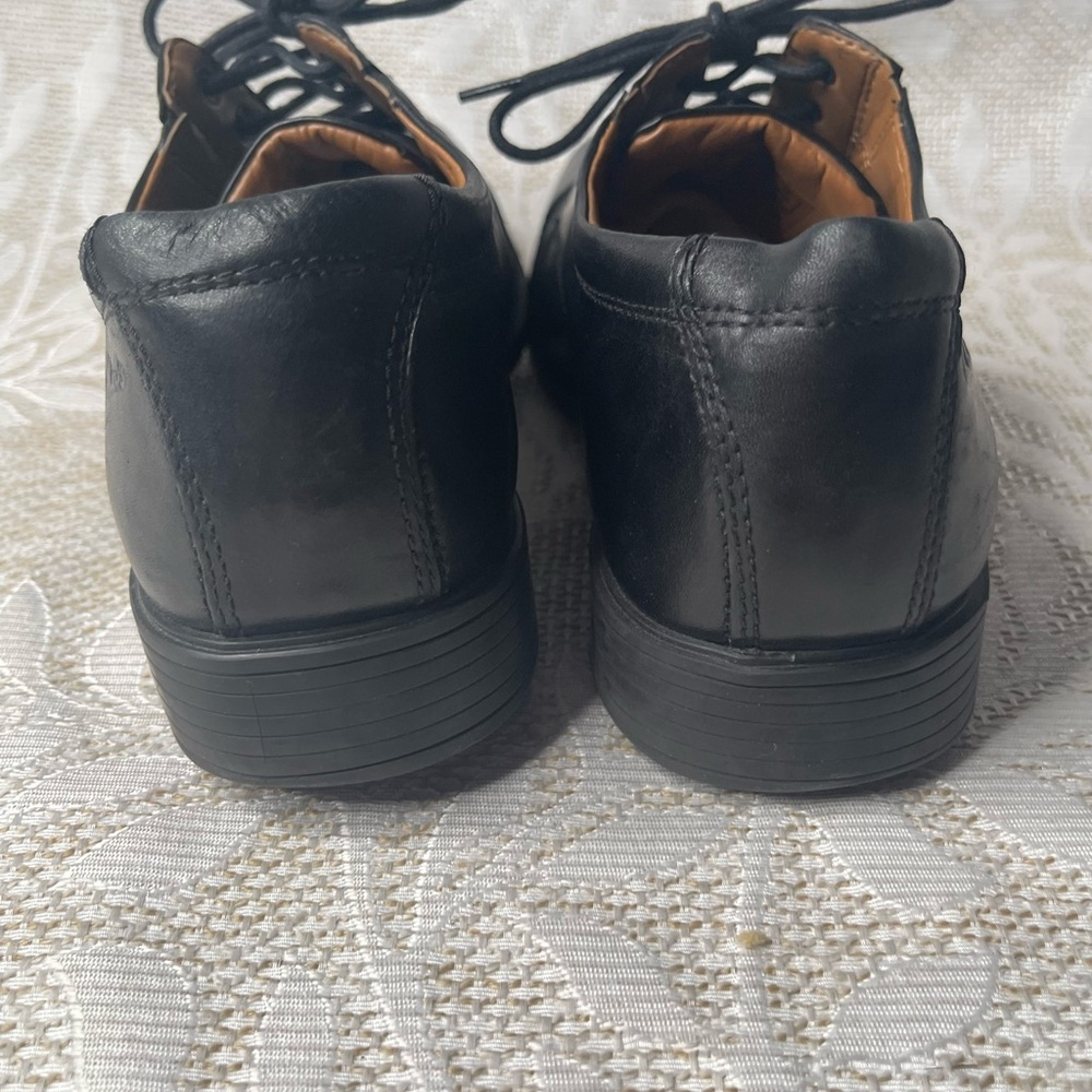Clark’s black men’s dress shoe loafer size 9 - Picture 4 of 6